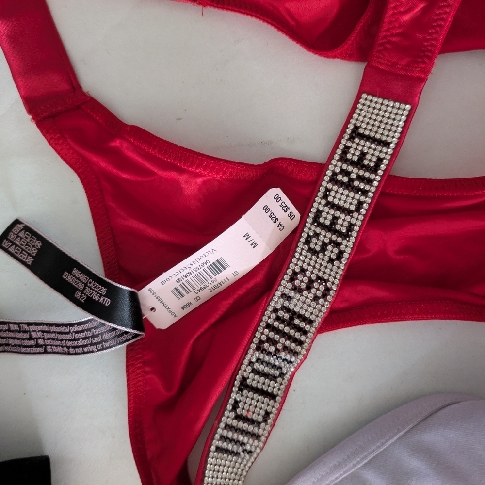 Victoria's Secret Black Bra And Purple Bra. Red Panties. - Picture 3 of 9
